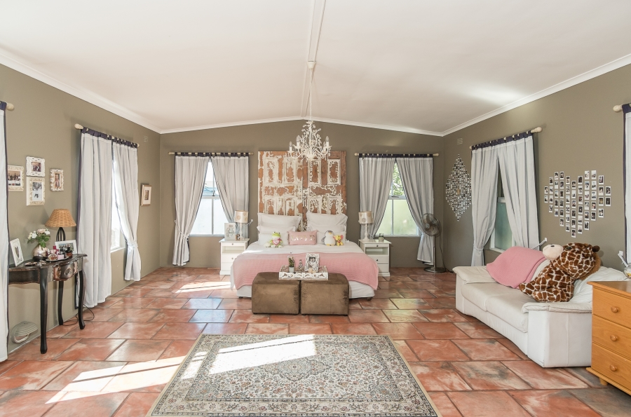 4 Bedroom Property for Sale in Claremont Western Cape